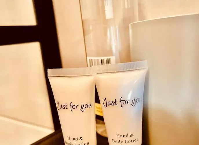 Ruim Comfortabel Centrum Met Restaurant! 브레다